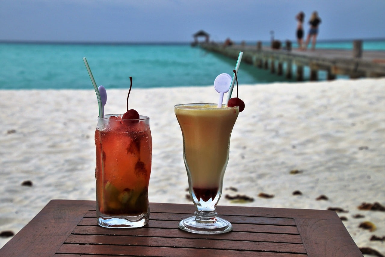 best places to eat in the bahamas at the front porch